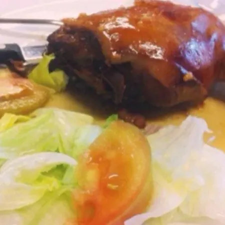 Plaza Mayor De ゲストハウス 3*