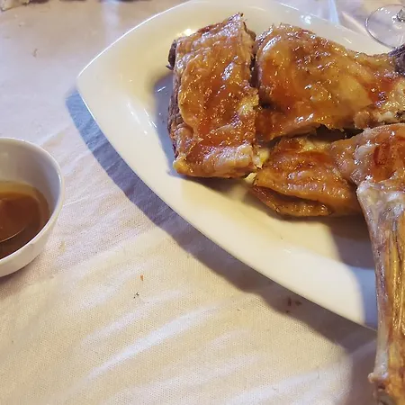 Plaza Mayor De Alaejos