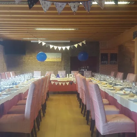 Plaza Mayor De 3* Alaejos